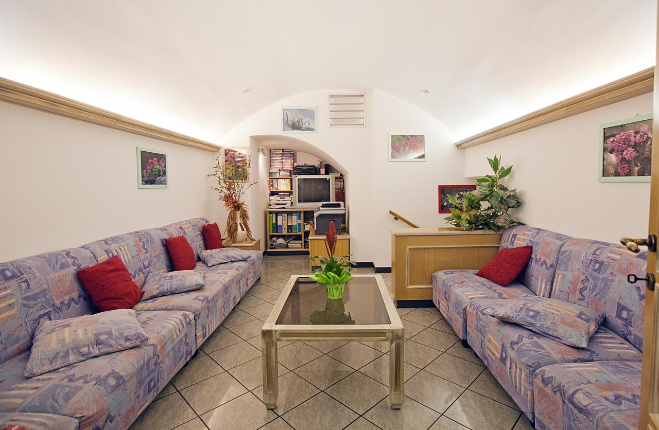 Hotel Ambra Clusone Ngoại thất bức ảnh